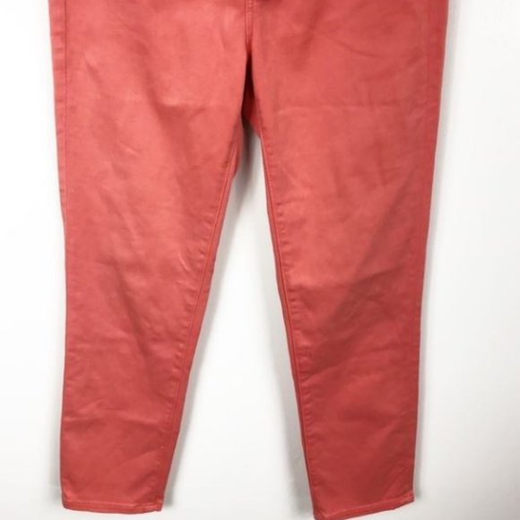 AG The Prima Crop Coral Mid-Rise Cigarette Pant 27 - Picture 4 of 7